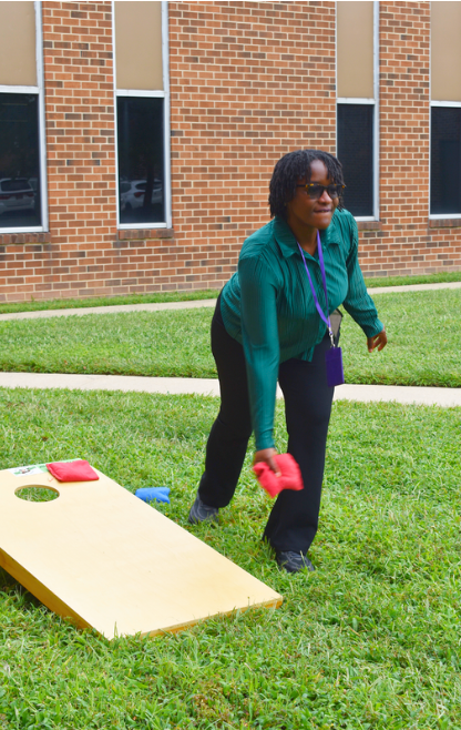 Cornhole being played at Silver Lake
